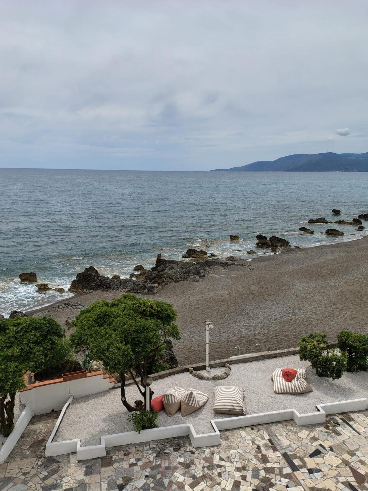 Hotel Mediterraneo 사프리 외부 사진